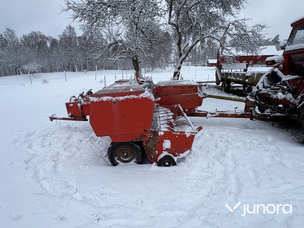 Småbalspress - Fahr HD460 - Square baler: picture 2 Småbalspress - Fahr HD460 - Square baler: picture 2
