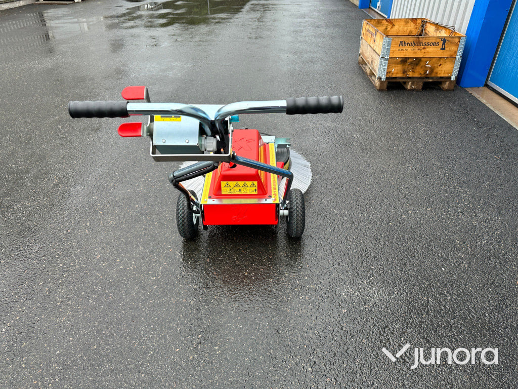 Sopmaskin Westermann WR 870 - Industrial sweeper: picture 5 Sopmaskin Westermann WR 870 - Industrial sweeper: picture 5