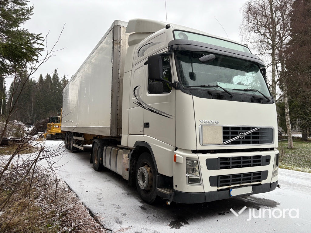 Dragbil + Trailerdragare - Volvo, FH-440 4*2 - Tractor unit, Closed box semi-trailer: picture 1 Dragbil + Trailerdragare - Volvo, FH-440 4*2 - Tractor unit, Closed box semi-trailer: picture 1