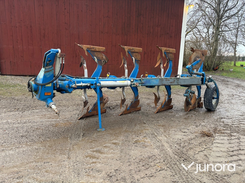 Växelplog - Överum CX 490 H 4-skärig - Plow: picture 3 Växelplog - Överum CX 490 H 4-skärig - Plow: picture 3