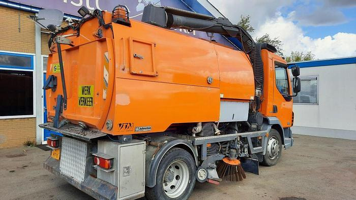 DAF FA LF45G12+ Johnston VF501 - Road sweeper: picture 2 DAF FA LF45G12+ Johnston VF501 - Road sweeper: picture 2
