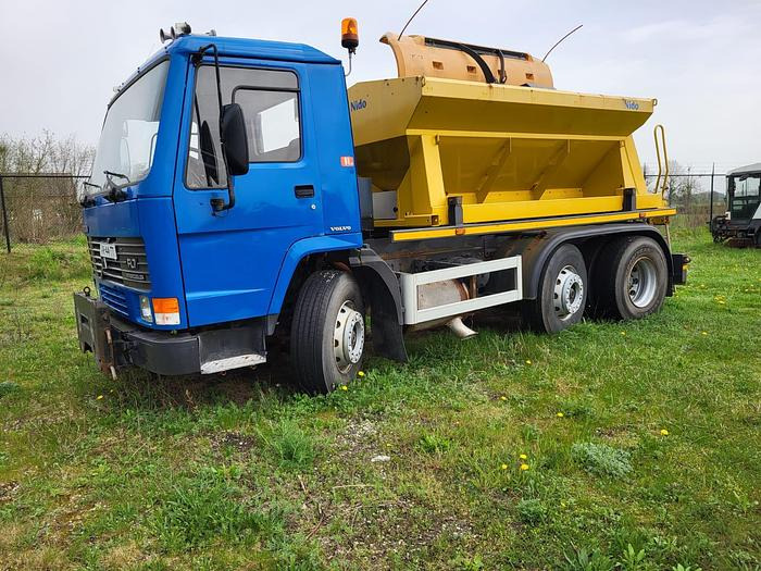 Nido Stratos B50-36 VAL - Sand/ Salt spreader: picture 2 Nido Stratos B50-36 VAL - Sand/ Salt spreader: picture 2