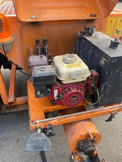 Rasco Junior 1.0 - Sand/ Salt spreader: picture 3 Rasco Junior 1.0 - Sand/ Salt spreader: picture 3