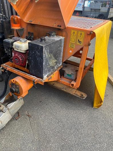 Rasco Junior 1.0 - Sand/ Salt spreader: picture 5 Rasco Junior 1.0 - Sand/ Salt spreader: picture 5