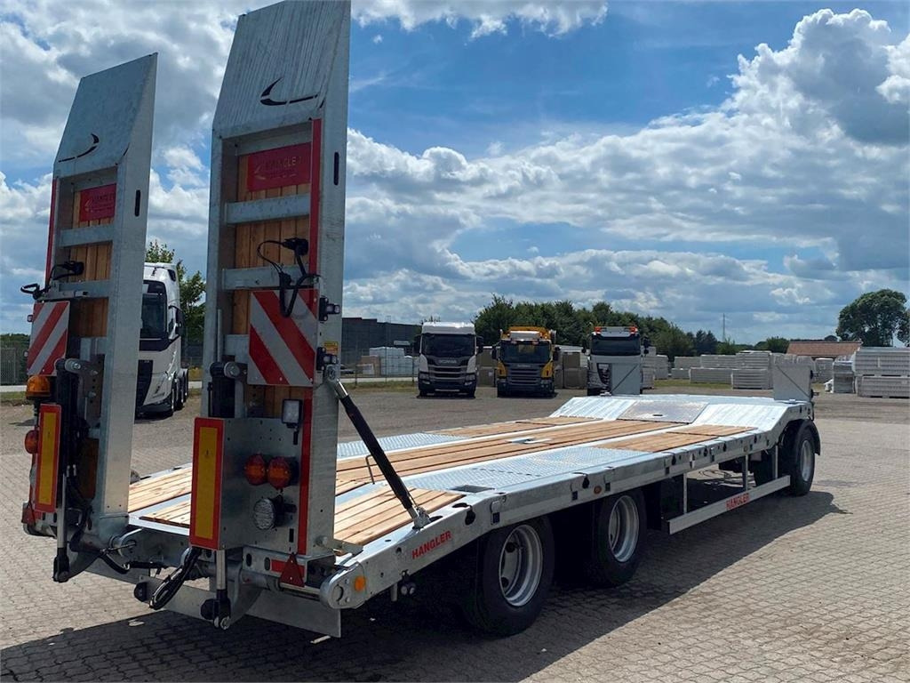 Hangler 3-aks, Hydraulisk ramper, Galvaniseret.  - Low loader trailer: picture 1 Hangler 3-aks, Hydraulisk ramper, Galvaniseret.  - Low loader trailer: picture 1