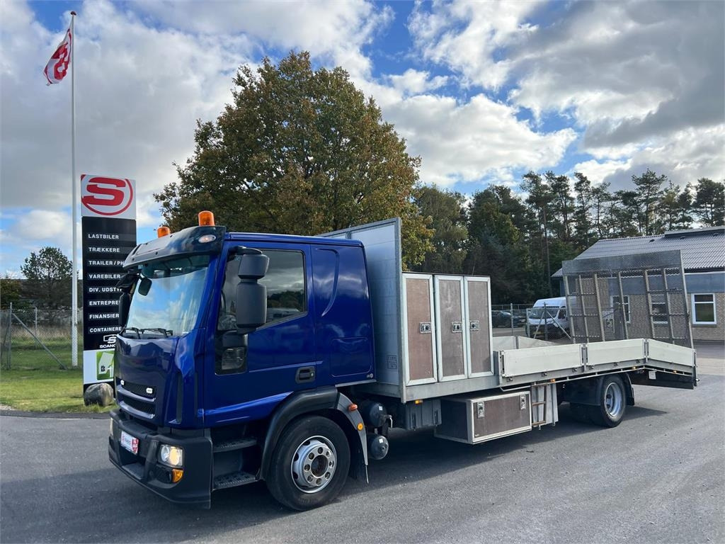 Iveco Euro Cargo 120 E22  - Autotransporter truck: picture 1 Iveco Euro Cargo 120 E22  - Autotransporter truck: picture 1