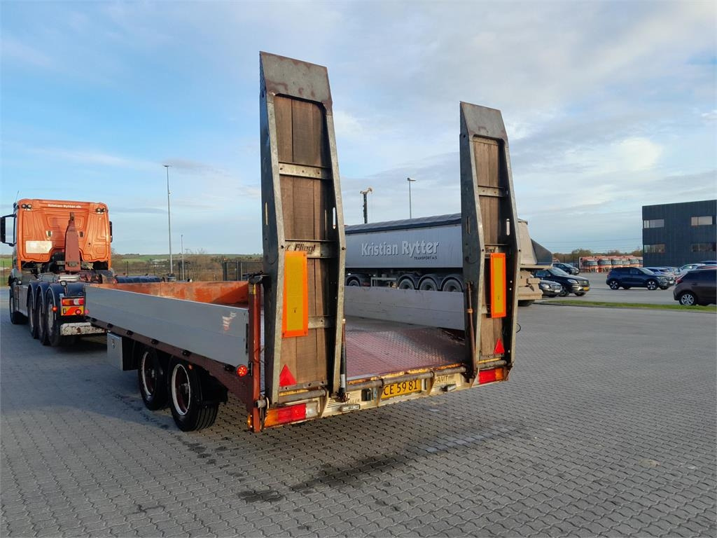 MTDK KC200 11,8 ton 5,2 mtr lad + ramper - Low loader trailer: picture 2 MTDK KC200 11,8 ton 5,2 mtr lad + ramper - Low loader trailer: picture 2