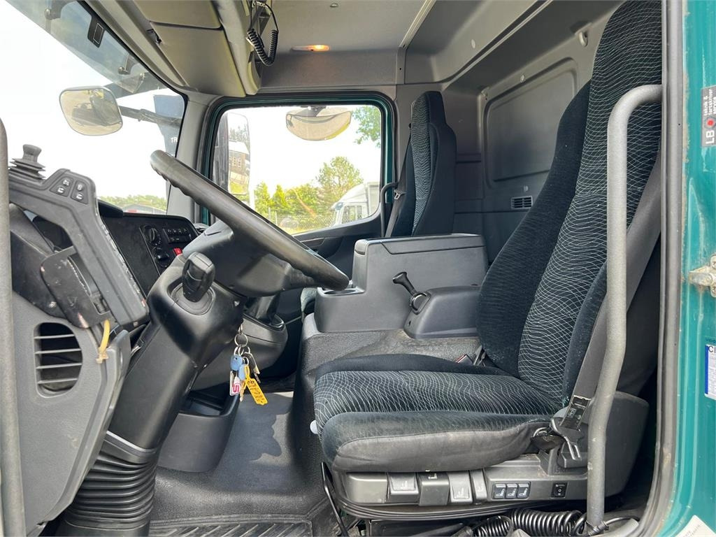 Mercedes-Benz Atego 1521 - Hook lift truck: picture 5 Mercedes-Benz Atego 1521 - Hook lift truck: picture 5