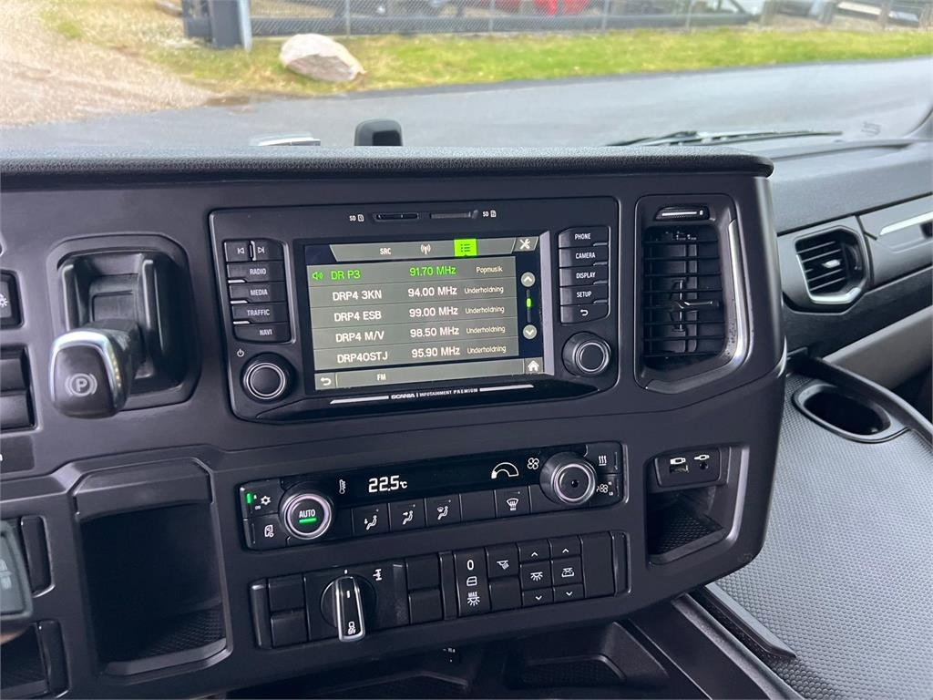 Scania P280 B 4x2 NB - Curtainsider truck: picture 5 Scania P280 B 4x2 NB - Curtainsider truck: picture 5