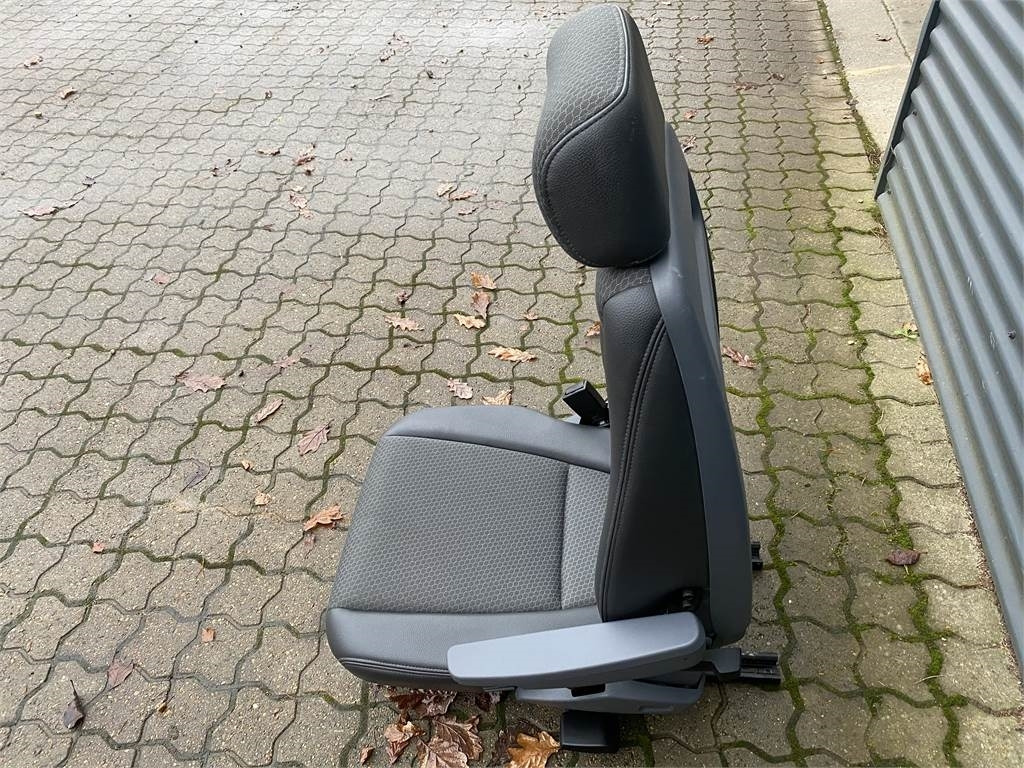 Scania Passagersæde (Klapsæde) - Cab for Truck: picture 4 Scania Passagersæde (Klapsæde) - Cab for Truck: picture 4