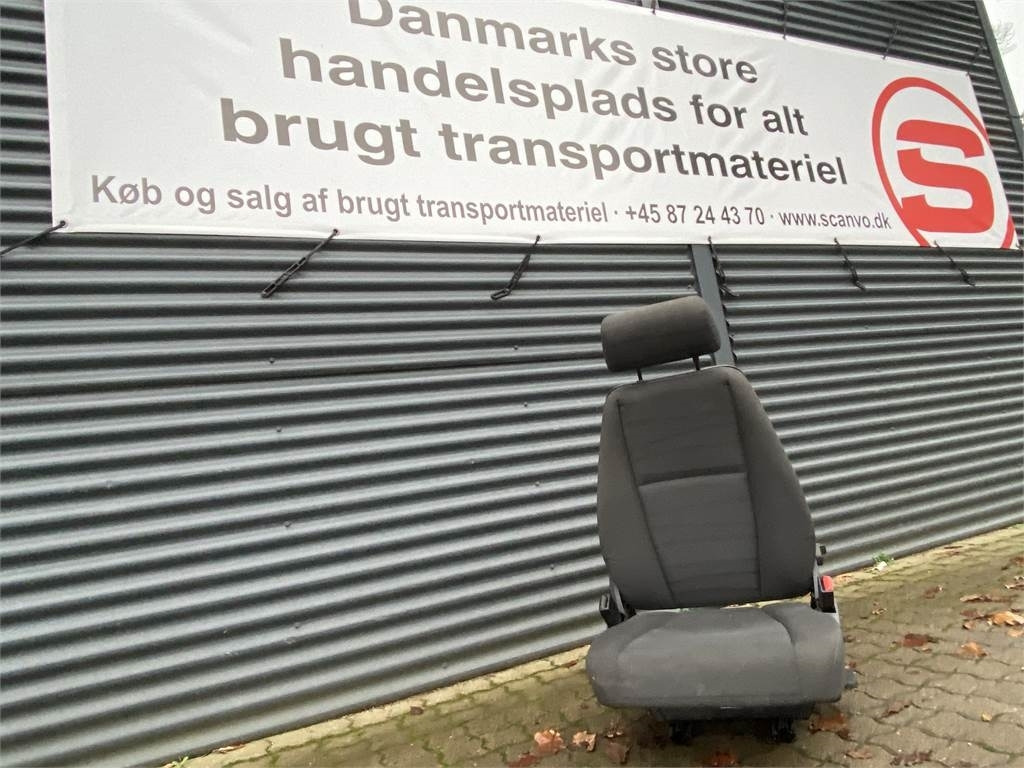 Scania Passagersæde (Klapsæde) - Cab for Truck: picture 1 Scania Passagersæde (Klapsæde) - Cab for Truck: picture 1