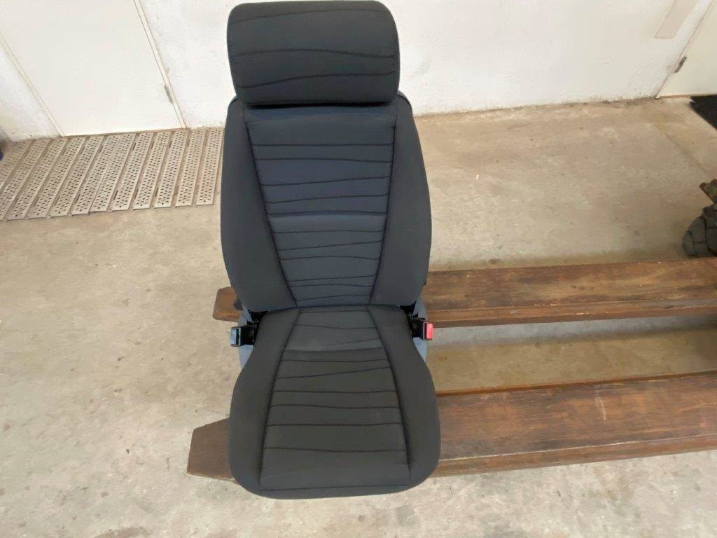 Scania Passagersæde u-luft - Cab for Truck: picture 5 Scania Passagersæde u-luft - Cab for Truck: picture 5