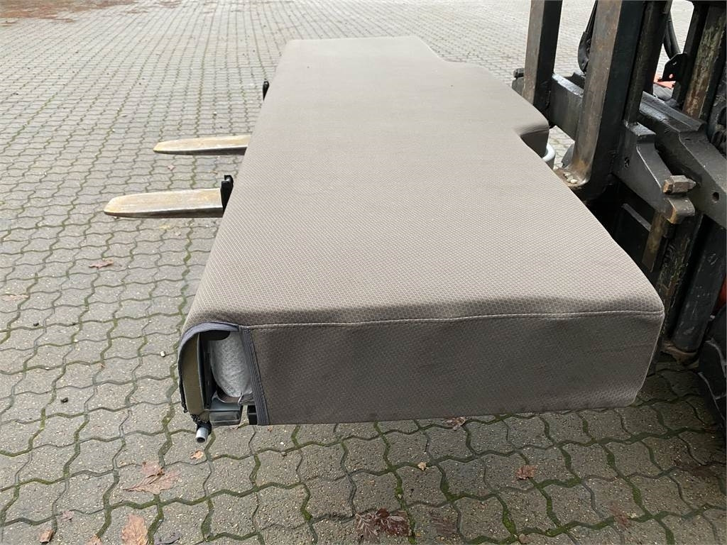 Scania Underkøje (L 2020 x B 580mm) - Cab for Truck: picture 4 Scania Underkøje (L 2020 x B 580mm) - Cab for Truck: picture 4