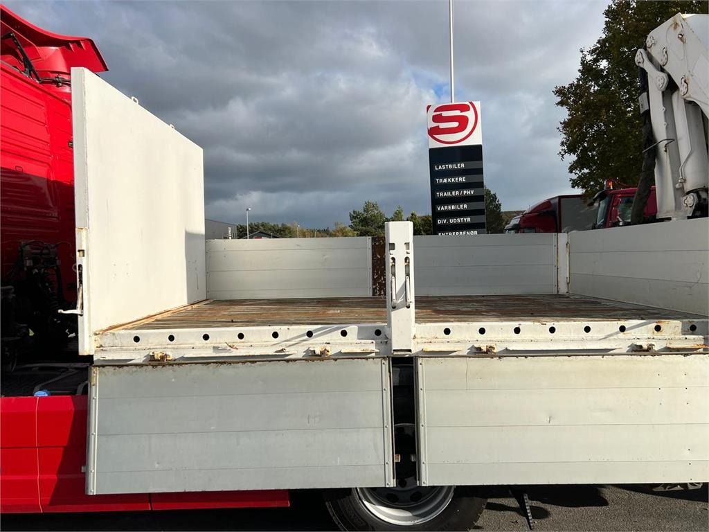 HRD 10,2 mtr Multi city HMF 1823K3 kran - lift - Semi-trailer: picture 4 HRD 10,2 mtr Multi city HMF 1823K3 kran - lift - Semi-trailer: picture 4