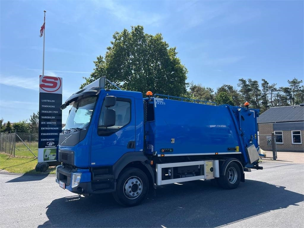 Volvo FL 240 (12 ton) NTM 9,7m3 - Garbage truck: picture 1 Volvo FL 240 (12 ton) NTM 9,7m3 - Garbage truck: picture 1