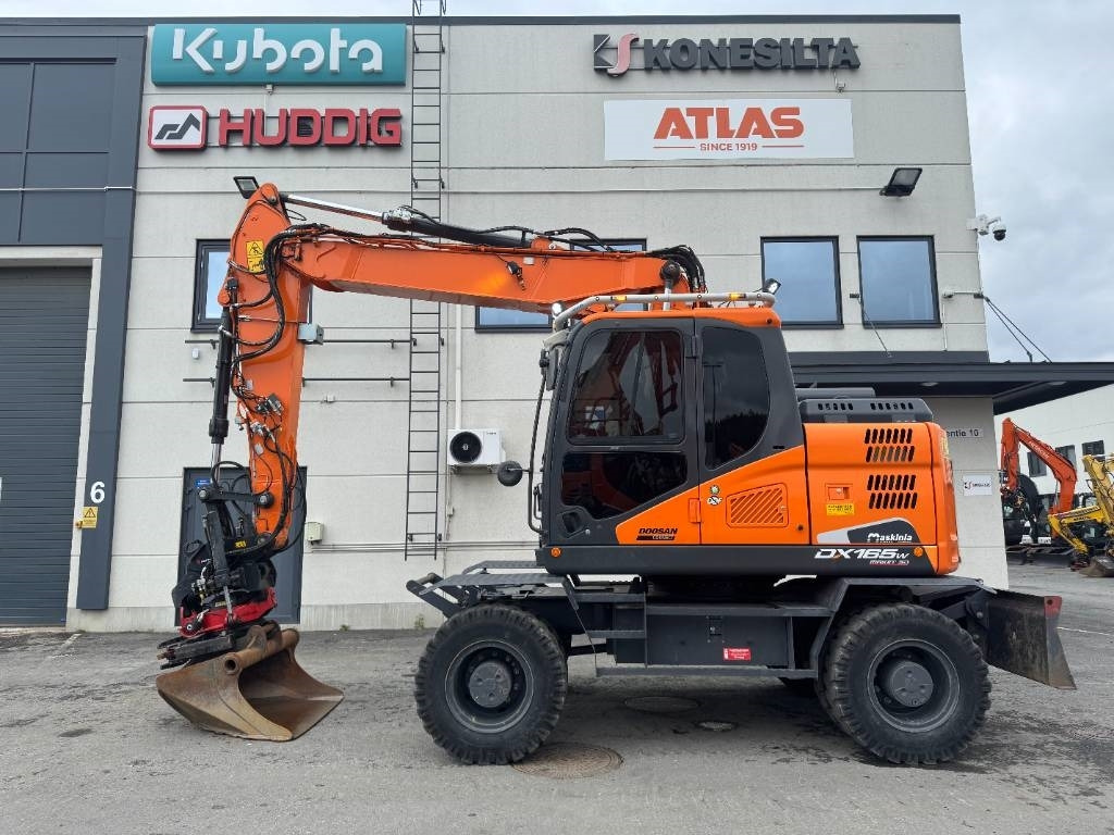 Doosan DX 165 W-5 - Wheel excavator: picture 1 Doosan DX 165 W-5 - Wheel excavator: picture 1