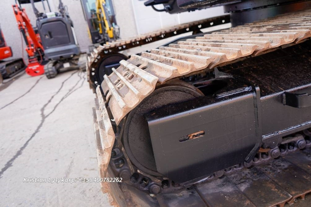 Crawler excavator Hitachi ZX130LCN-7 VÄHÄN AJETTU: picture 12
