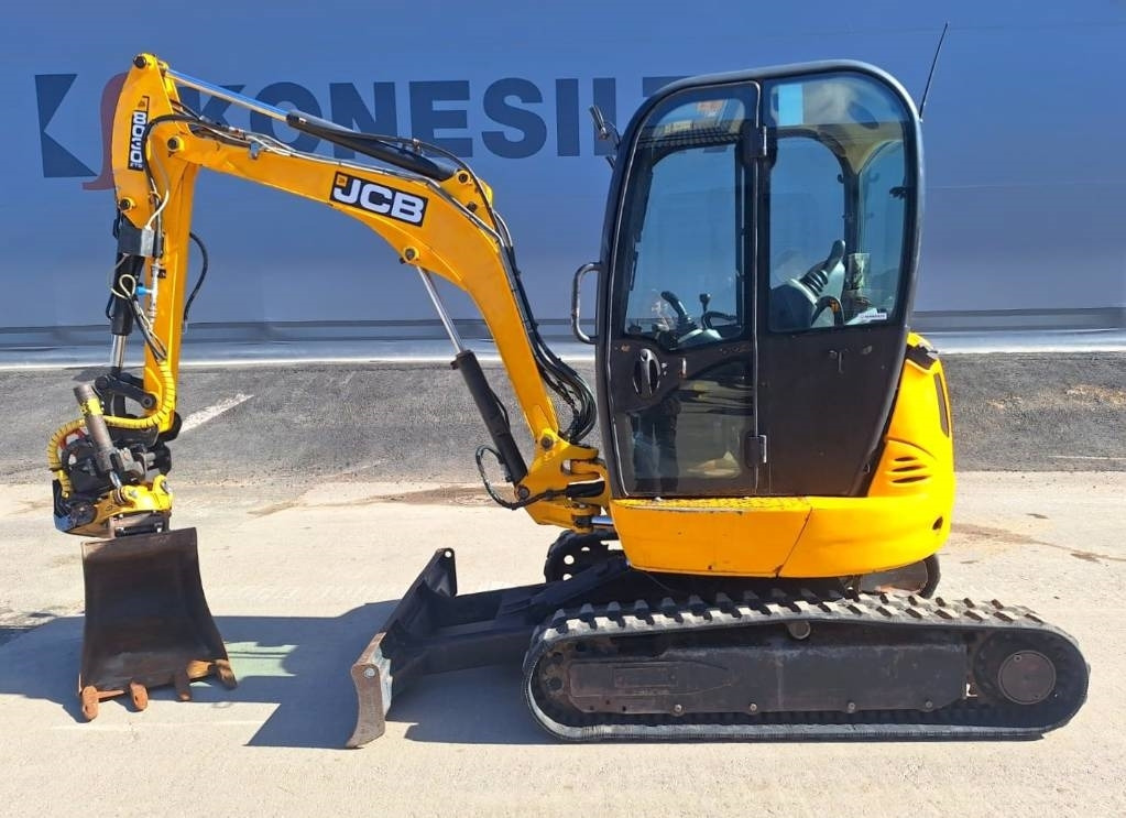 JCB MYYTY! SOLD! 8030 PYÖRITTÄJÄLLÄ - Mini excavator: picture 1 JCB MYYTY! SOLD! 8030 PYÖRITTÄJÄLLÄ - Mini excavator: picture 1
