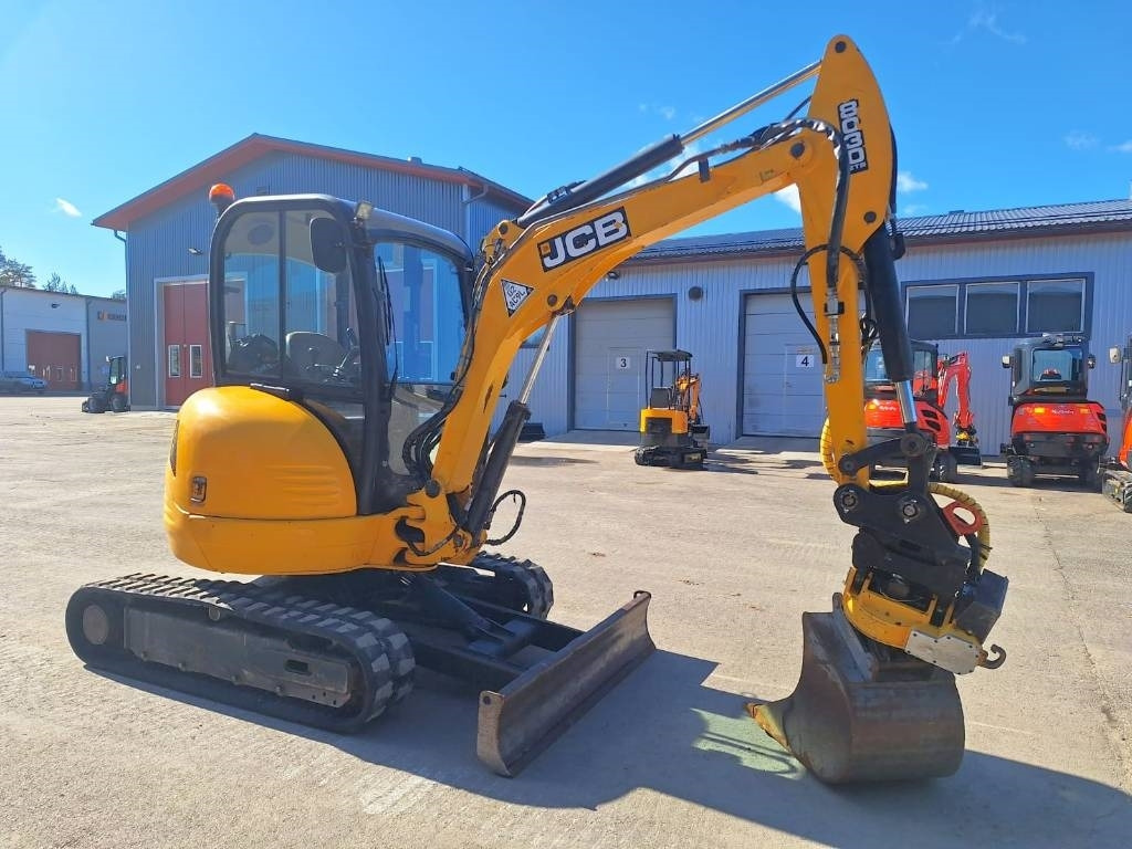 JCB MYYTY! SOLD! 8030 PYÖRITTÄJÄLLÄ - Mini excavator: picture 5 JCB MYYTY! SOLD! 8030 PYÖRITTÄJÄLLÄ - Mini excavator: picture 5