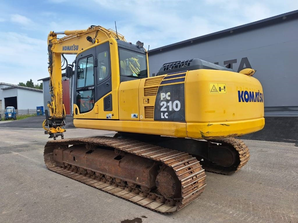 Komatsu MYYTY! SOLD! PC210LC-8 PYÖRITTÄJÄLLÄ - Crawler excavator: picture 2 Komatsu MYYTY! SOLD! PC210LC-8 PYÖRITTÄJÄLLÄ - Crawler excavator: picture 2
