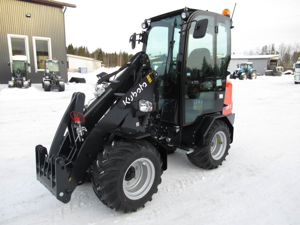 Kubota RT210-2 UUSI, TAKUU - Compact loader: picture 2 Kubota RT210-2 UUSI, TAKUU - Compact loader: picture 2