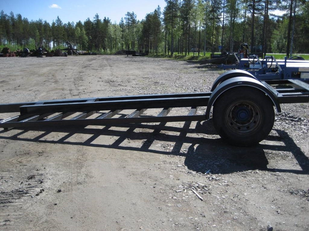 Traktorilavetti UUSI 1-akselinen 6-9tn koneille - Low loader trailer: picture 2 Traktorilavetti UUSI 1-akselinen 6-9tn koneille - Low loader trailer: picture 2