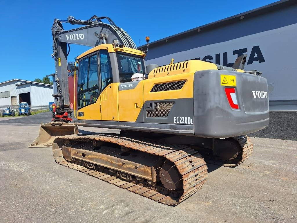 Volvo EC220DL PYÖRITTÄJÄLLÄ - Crawler excavator: picture 2 Volvo EC220DL PYÖRITTÄJÄLLÄ - Crawler excavator: picture 2