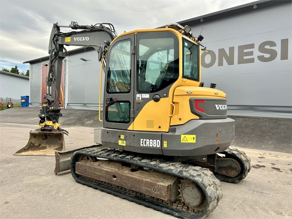 Volvo ECR88D + TYÖLAITTEET - Mini excavator: picture 2 Volvo ECR88D + TYÖLAITTEET - Mini excavator: picture 2