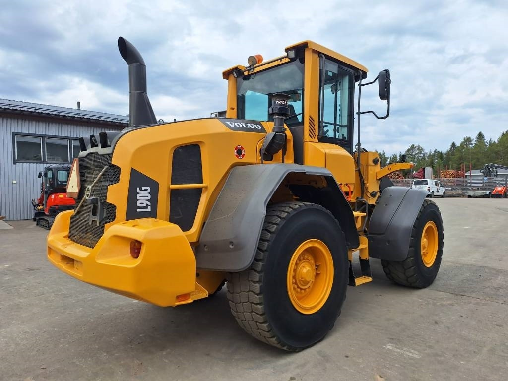 Volvo L90G RASVARI, YM. - Wheel loader: picture 4 Volvo L90G RASVARI, YM. - Wheel loader: picture 4