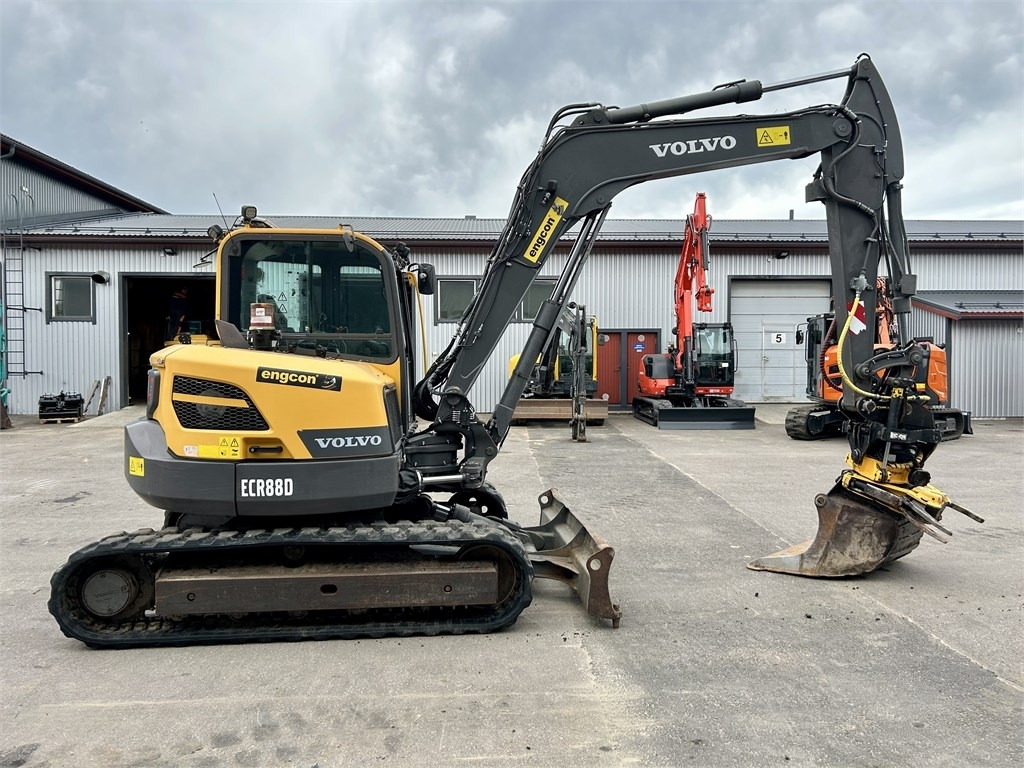 Volvo MYYTY! SOLD! ECR88D + TYÖLAITTEET - Mini excavator: picture 5 Volvo MYYTY! SOLD! ECR88D + TYÖLAITTEET - Mini excavator: picture 5