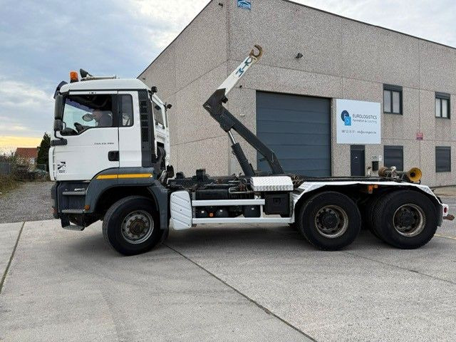 MAN 26-480. 6x6. Klima. - Hook lift truck: picture 2 MAN 26-480. 6x6. Klima. - Hook lift truck: picture 2