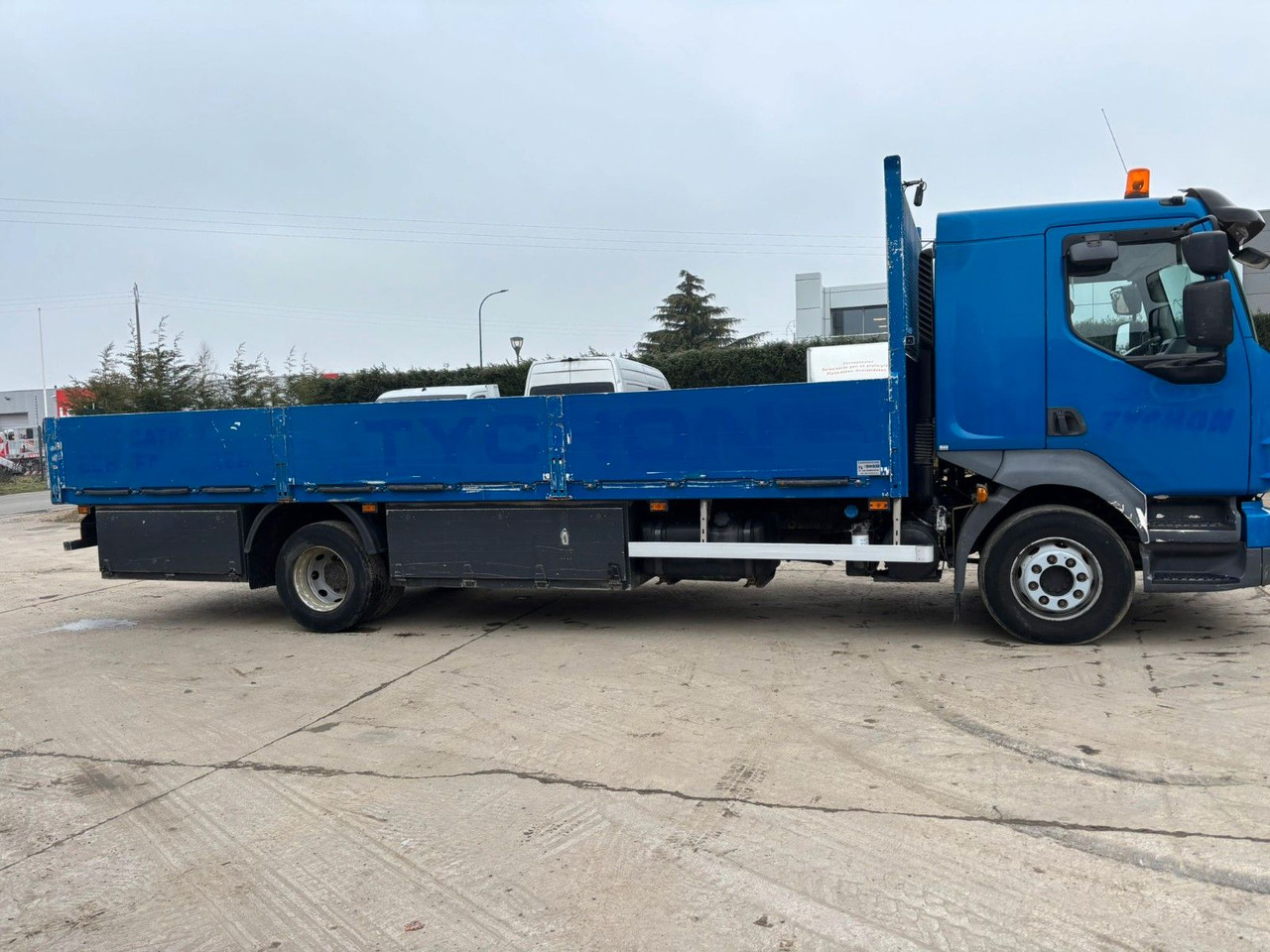 Volvo FL7-240. Pritsche 6.80m. EU5. - Dropside/ Flatbed truck: picture 3 Volvo FL7-240. Pritsche 6.80m. EU5. - Dropside/ Flatbed truck: picture 3