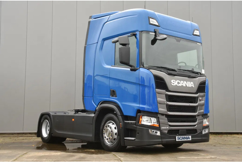 Scania R460 NGS 4x2 - SUPER - RETARDER - 325 TKM - PARK. AIRCO - ACC - NAVI - 2 x FUEL TANKS - TOP CONDITION - - Tractor unit: picture 2 Scania R460 NGS 4x2 - SUPER - RETARDER - 325 TKM - PARK. AIRCO - ACC - NAVI - 2 x FUEL TANKS - TOP CONDITION - - Tractor unit: picture 2