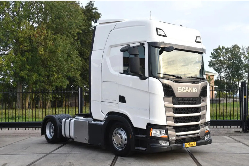 Scania S410 NGS 4x2EB MEGA 95 cm or 103 cm driving height - RETARDER - 793 TKM - FULL AIR - PARK. AIRCO - LEATHER SEATS - 2 x FUEL TANK - Tractor unit: picture 1 Scania S410 NGS 4x2EB MEGA 95 cm or 103 cm driving height - RETARDER - 793 TKM - FULL AIR - PARK. AIRCO - LEATHER SEATS - 2 x FUEL TANK - Tractor unit: picture 1