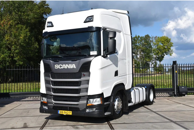 Scania S410 NGS 4x2EB MEGA 95 cm or 103 cm driving height - RETARDER - 796 TKM - FULL AIR - PARK. AIRCO - LEATHER SEATS - 2 x FUEL TANK - Tractor unit: picture 1 Scania S410 NGS 4x2EB MEGA 95 cm or 103 cm driving height - RETARDER - 796 TKM - FULL AIR - PARK. AIRCO - LEATHER SEATS - 2 x FUEL TANK - Tractor unit: picture 1