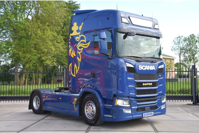 Scania S450 NGS 4x2 - RETARDER - 756 TKM - ACC - NAVI - PARK. AIRCO - 2 x FUEL TANKS - LED LIGHTS - TOP CONDITION - - Tractor unit: picture 1 Scania S450 NGS 4x2 - RETARDER - 756 TKM - ACC - NAVI - PARK. AIRCO - 2 x FUEL TANKS - LED LIGHTS - TOP CONDITION - - Tractor unit: picture 1