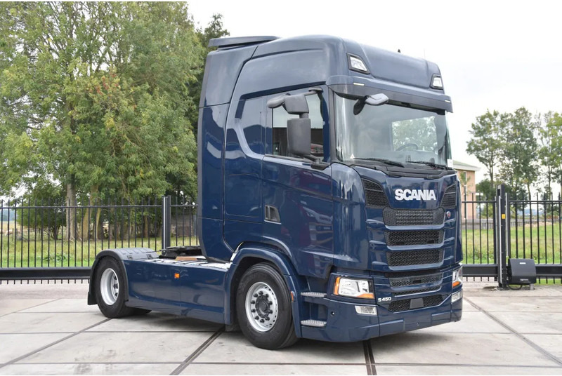 Scania S450 NGS 4x2NB - FULL AIR - RETARDER - ACC - PARK. AIRCO - 2 x FUEL TANKS - TOP CONDITION - - Tractor unit: picture 1 Scania S450 NGS 4x2NB - FULL AIR - RETARDER - ACC - PARK. AIRCO - 2 x FUEL TANKS - TOP CONDITION - - Tractor unit: picture 1