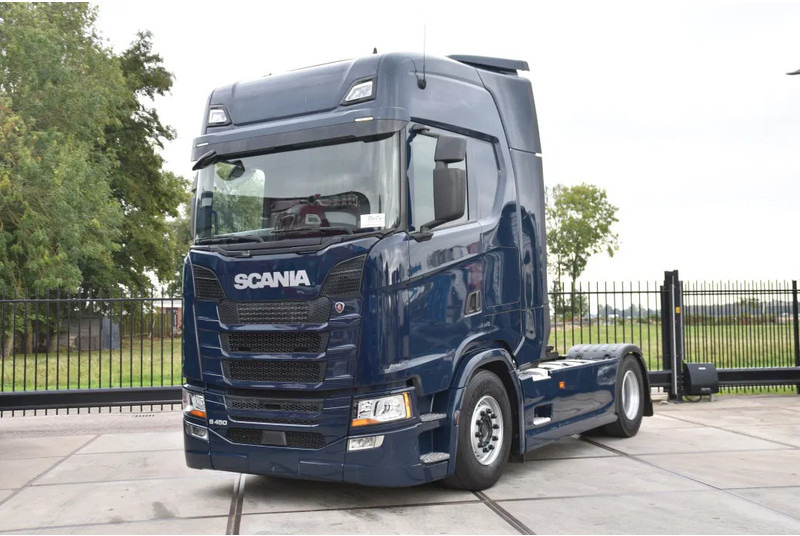 Scania S450 NGS 4x2NB - FULL AIR - RETARDER - ACC - PARK. AIRCO - 2 x FUEL TANKS - TOP CONDITION - - Tractor unit: picture 2 Scania S450 NGS 4x2NB - FULL AIR - RETARDER - ACC - PARK. AIRCO - 2 x FUEL TANKS - TOP CONDITION - - Tractor unit: picture 2