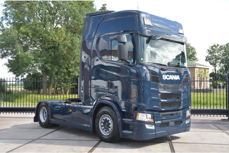 Scania S450 NGS 4x2NB - FULL AIR - RETARDER - ACC - PARK. AIRCO - 2 x FUEL TANKS - TOP CONDITION - - Tractor unit: picture 1 Scania S450 NGS 4x2NB - FULL AIR - RETARDER - ACC - PARK. AIRCO - 2 x FUEL TANKS - TOP CONDITION - - Tractor unit: picture 1