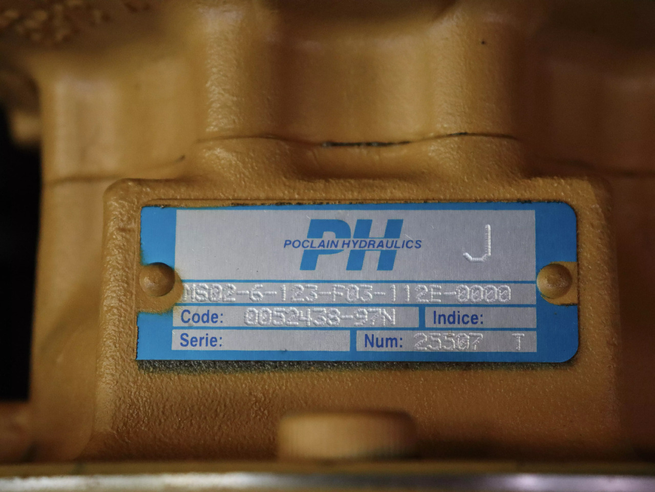 POCLAIN MS02-6-123-F03-112E-0000 - Hydraulic motor for Construction machinery: picture 4 POCLAIN MS02-6-123-F03-112E-0000 - Hydraulic motor for Construction machinery: picture 4