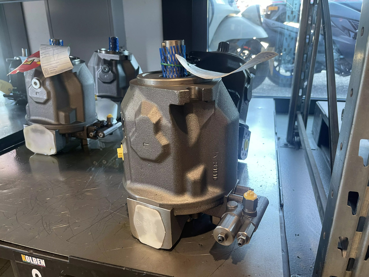 REXROTH A10VSO71DFR1/31L-VPA42N00 - Hydraulic pump for Material handling equipment: picture 2 REXROTH A10VSO71DFR1/31L-VPA42N00 - Hydraulic pump for Material handling equipment: picture 2