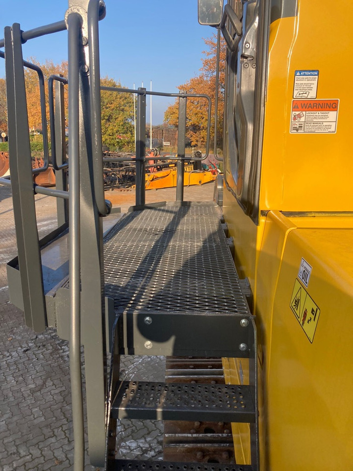 Leasing of KOMATSU PC1250-7 KOMATSU PC1250-7: picture 21