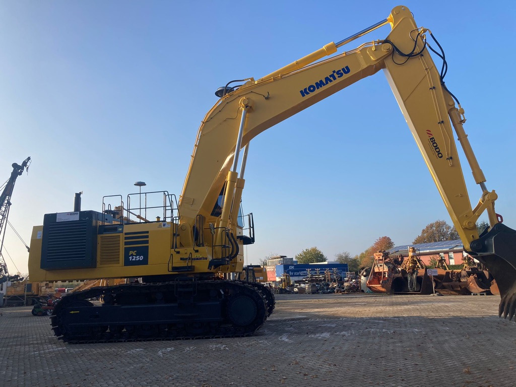 KOMATSU PC1250-7 - Crawler excavator: picture 3 KOMATSU PC1250-7 - Crawler excavator: picture 3