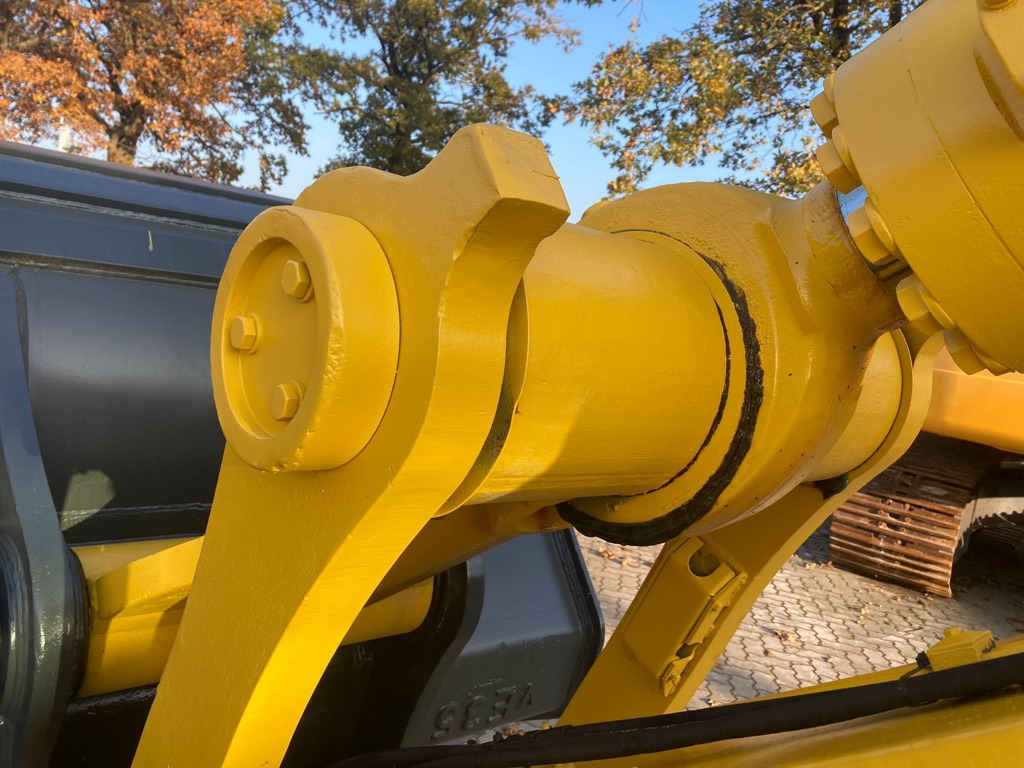 Leasing of KOMATSU PC1250-7 KOMATSU PC1250-7: picture 11