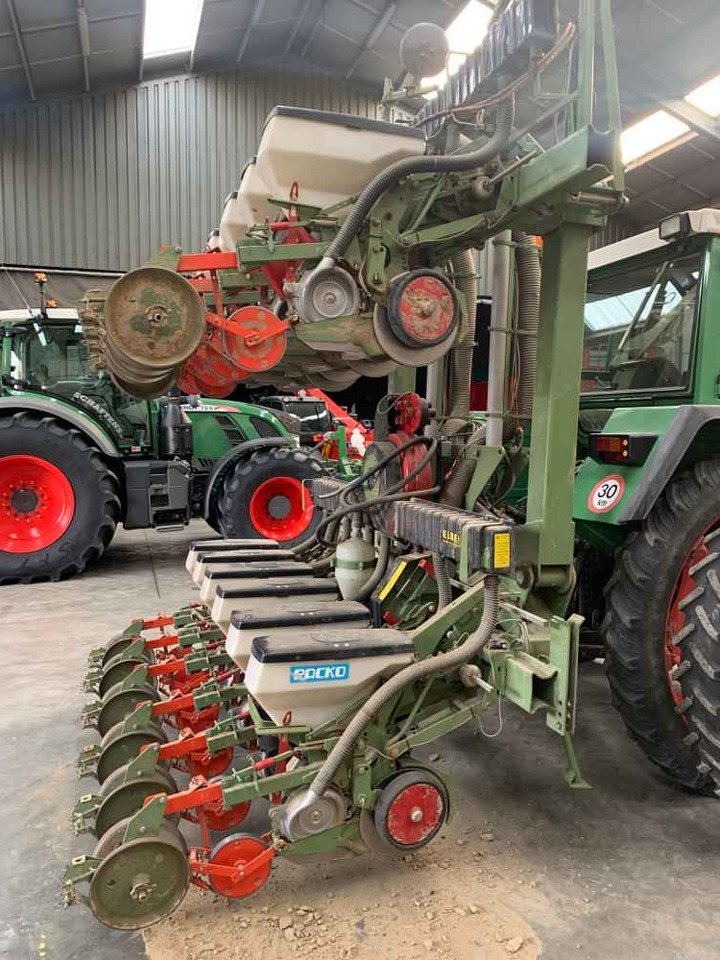 Nodet PL 2 - Seed drill: picture 3 Nodet PL 2 - Seed drill: picture 3