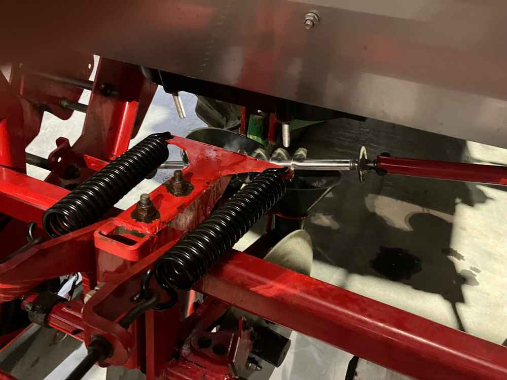 Grimme Grimme FA / FDS, Front Mounted Fertiliser Aplicator - Harvester: picture 5 Grimme Grimme FA / FDS, Front Mounted Fertiliser Aplicator - Harvester: picture 5