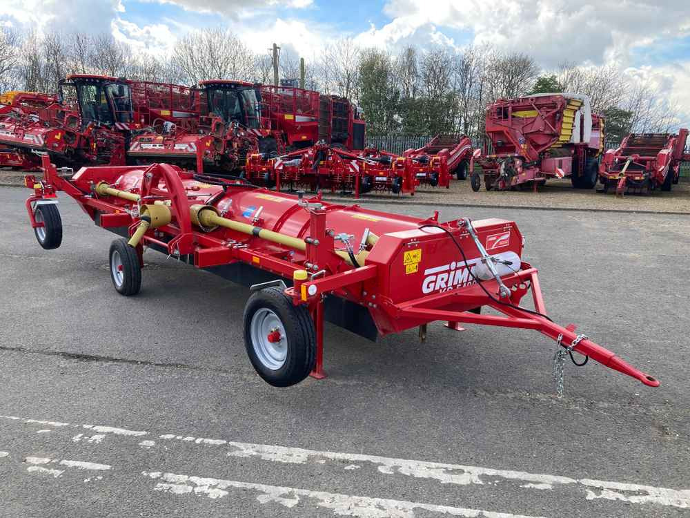 Grimme Grimme KS 5400 6 Row Potato Topper - Harvester: picture 1 Grimme Grimme KS 5400 6 Row Potato Topper - Harvester: picture 1
