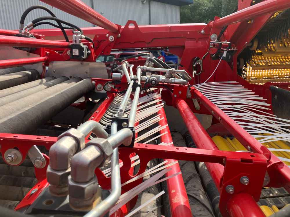 Grimme Grimme Select 200 2 Row Trailed Potato Harvester - Harvester: picture 5 Grimme Grimme Select 200 2 Row Trailed Potato Harvester - Harvester: picture 5