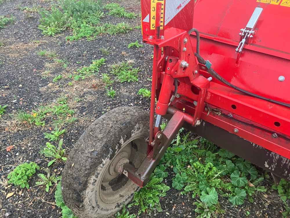 Grimme TOPPA 800 COMBI - Harvester: picture 4 Grimme TOPPA 800 COMBI - Harvester: picture 4