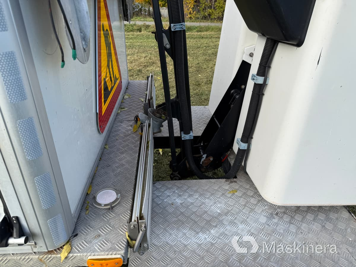 Leasing of  Arbetsbil Ford Ranger med Versalift Arbetsbil Ford Ranger med Versalift: picture 48